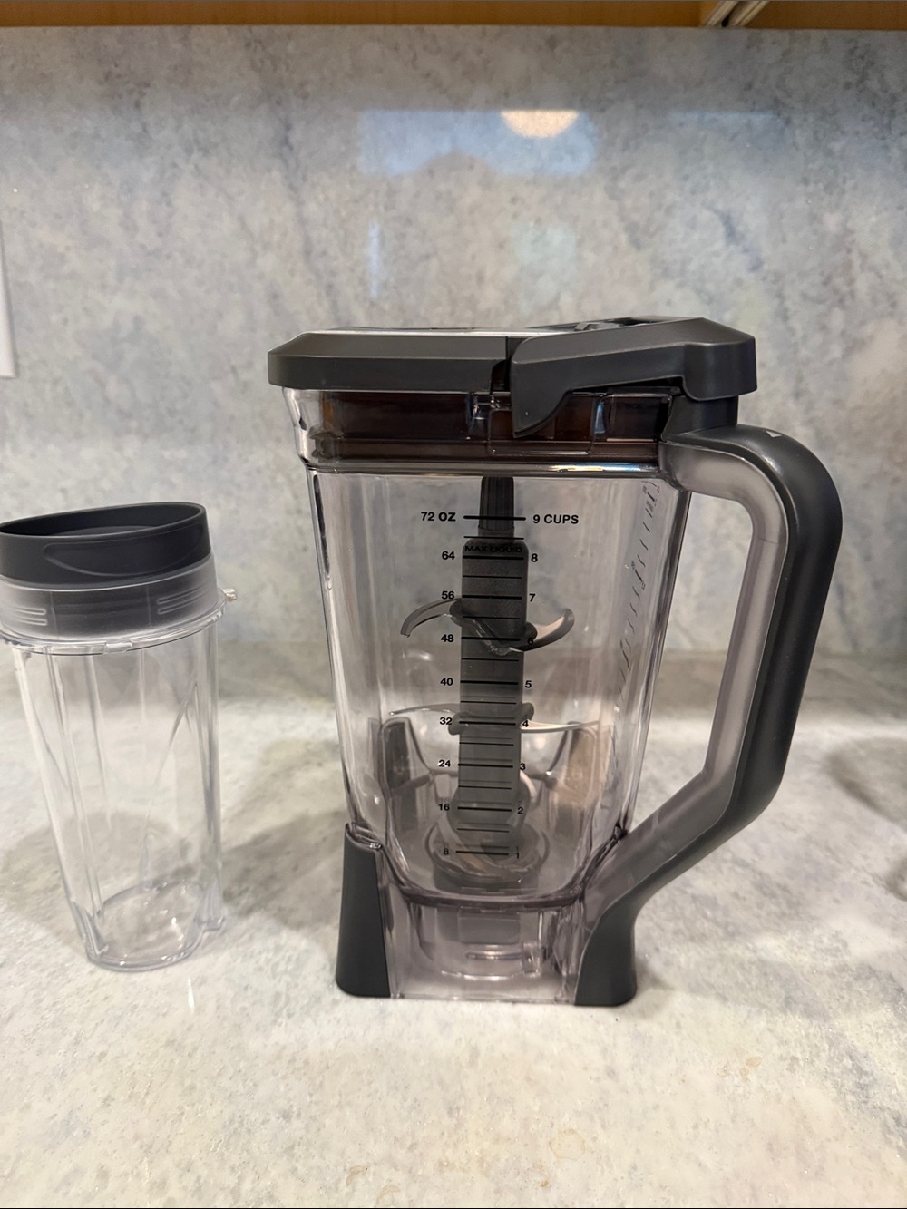 Ninja Clear Pitcher Jar with Dark Gray Lid and Handle   & a 16 oz cup with a lid